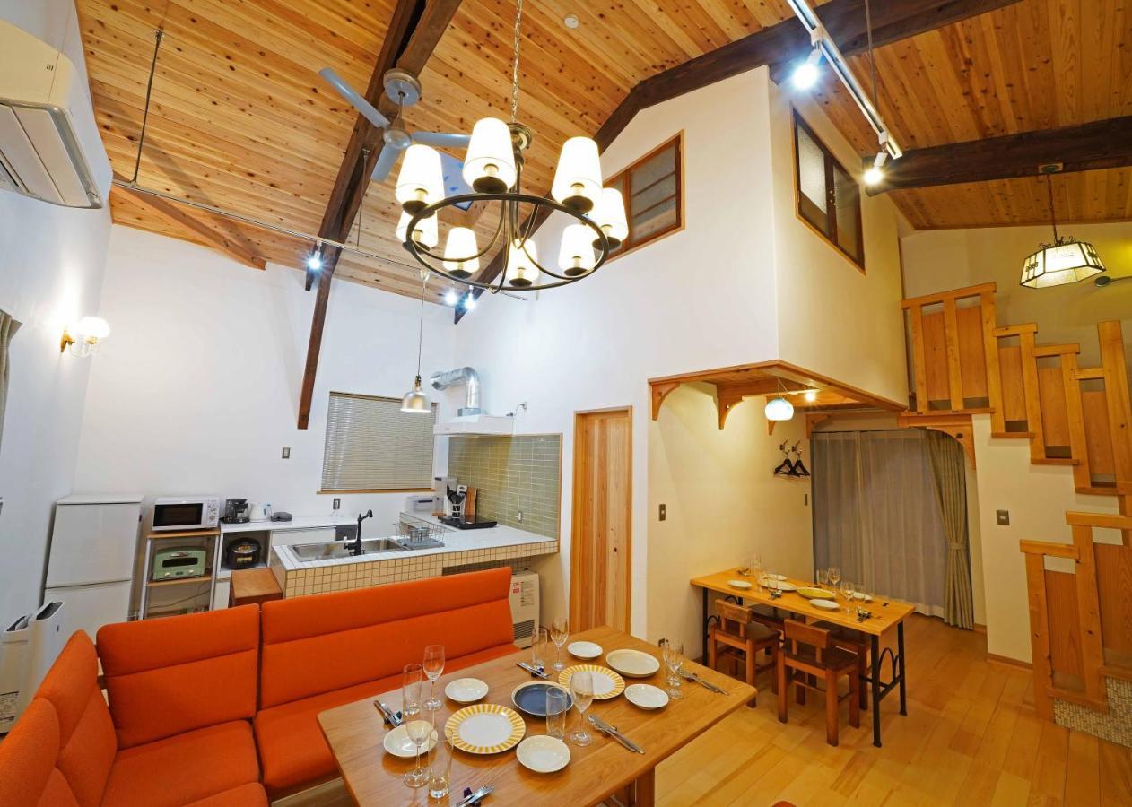 Villa つるば舎 Fujiyoshida Esterno foto