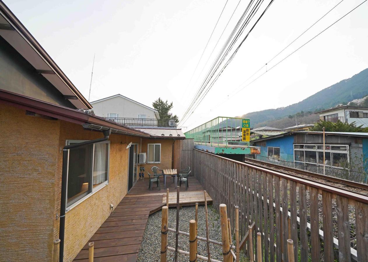 Villa つるば舎 Fujiyoshida Esterno foto